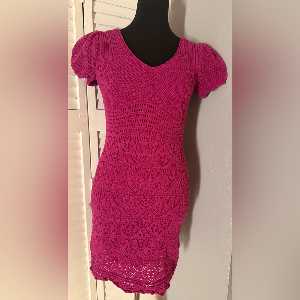 Puff‑Sleeve Crochet Mini Dress in Fuchsia